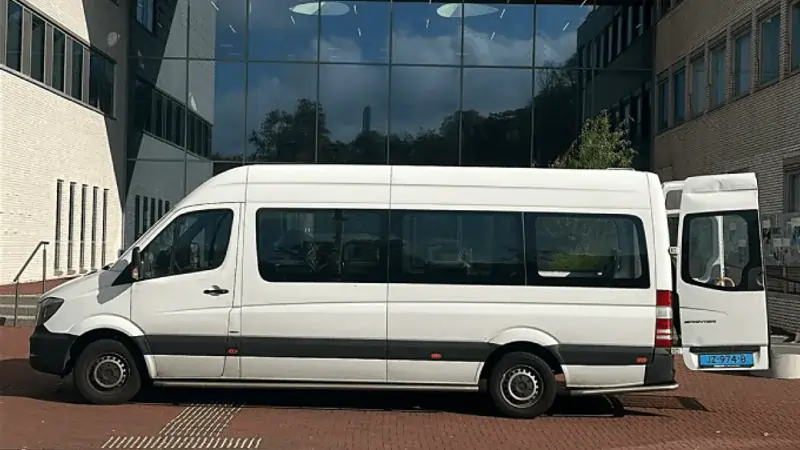 Rolstoelbus voor vervoer vanuit Rijswijk